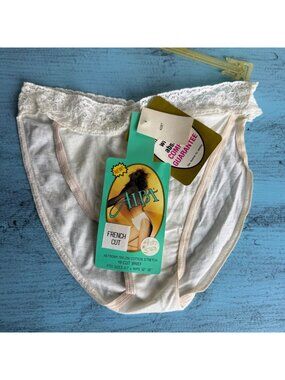 NWT Vtg 80s Alba Nylon/Cotton Lace High French Cut Panties Sz 4-7